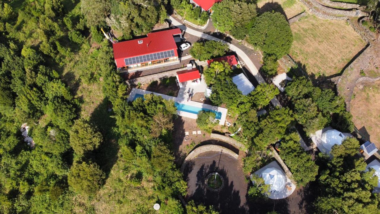 Vila Quinta Do Abacate - Glamping Park Angra do Heroísmo Exteriér fotografie